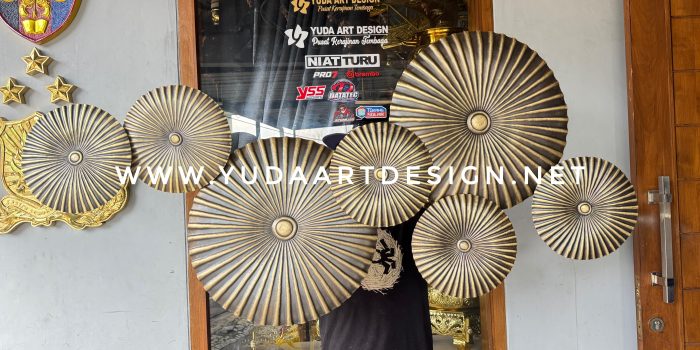 Walldecor Kuningan Custom Desain Unik